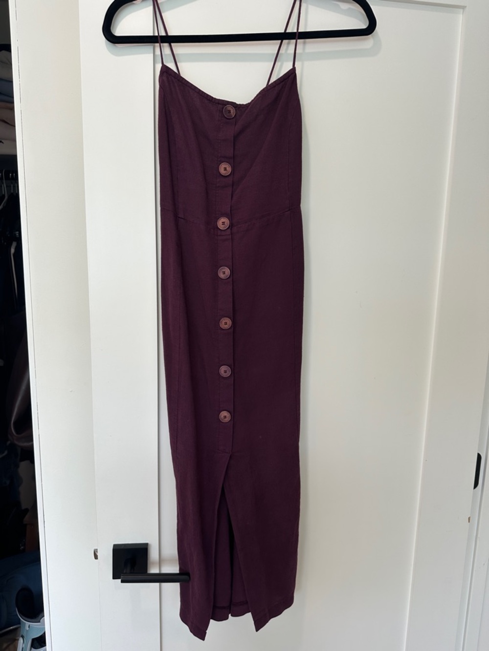 Women’s Button-Front Spaghetti Strap Dress - Plum